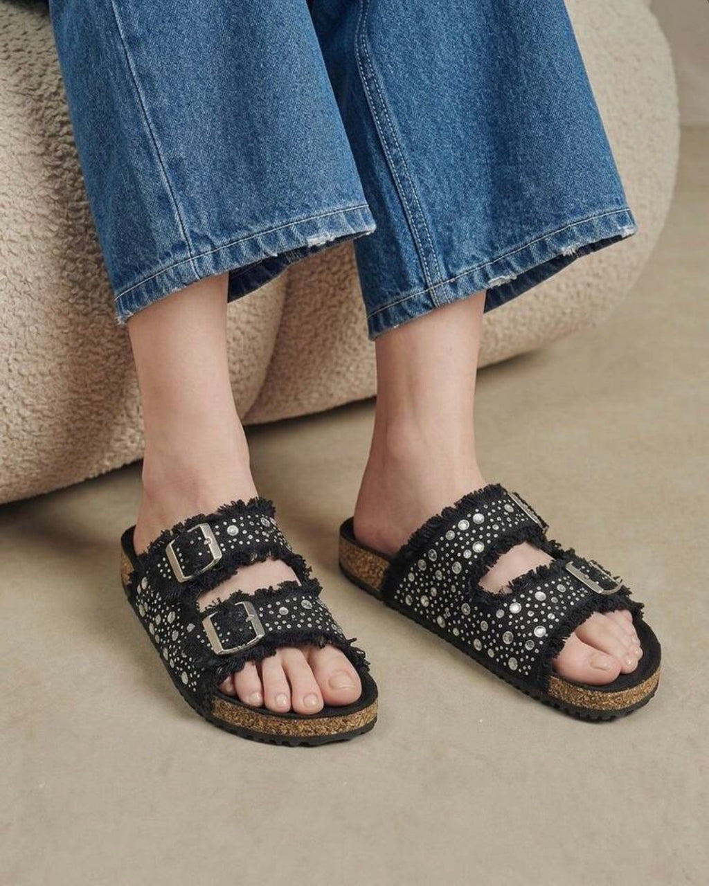 Black Mica Sandal